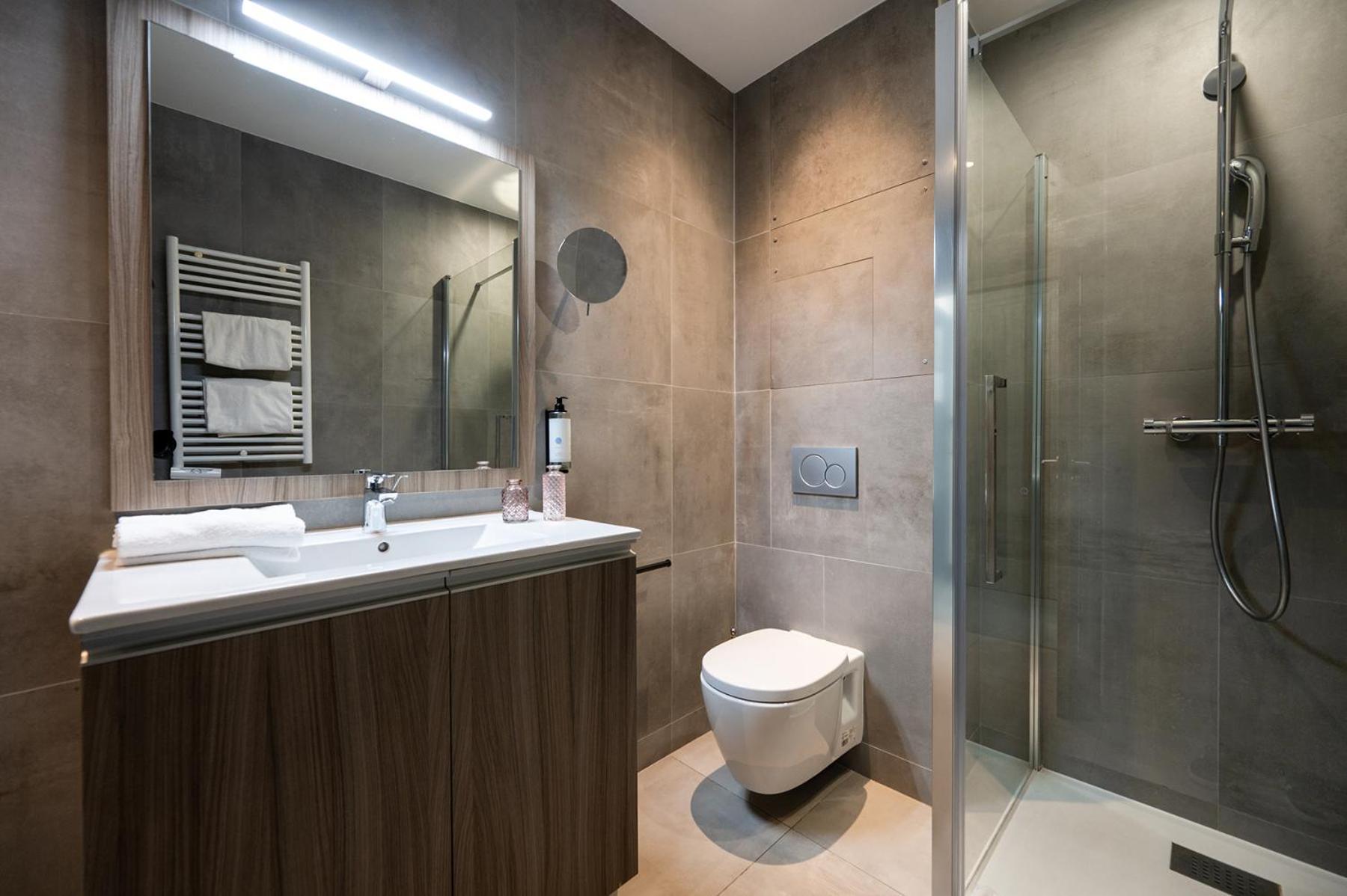 Nemea Appart Hotel Paris Levallois Exteriör bild