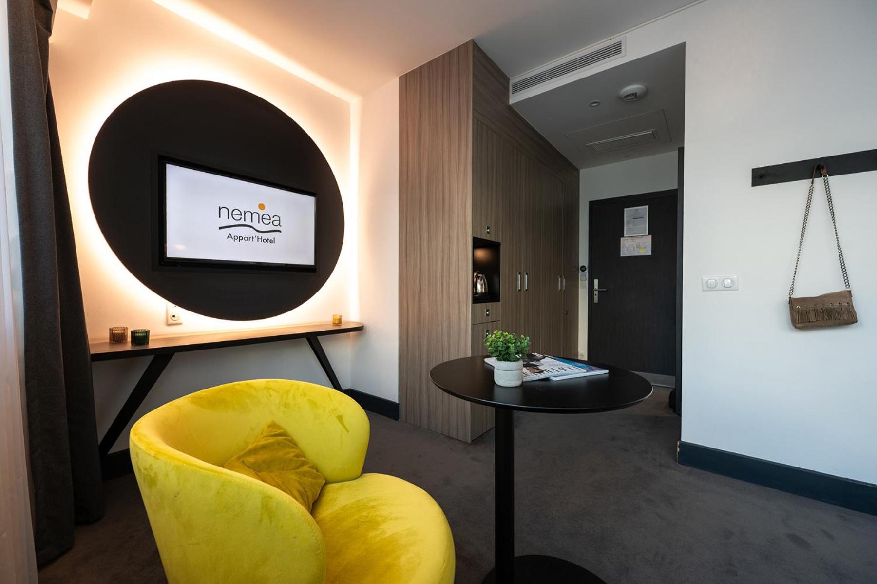 Nemea Appart Hotel Paris Levallois Exteriör bild